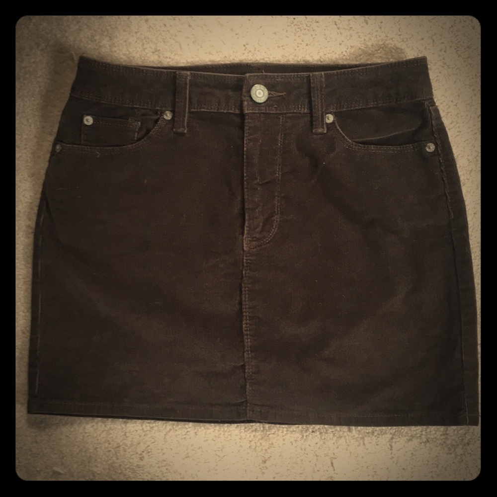 Vintage corduroy skirt sz 2 Dark chocolate brown.